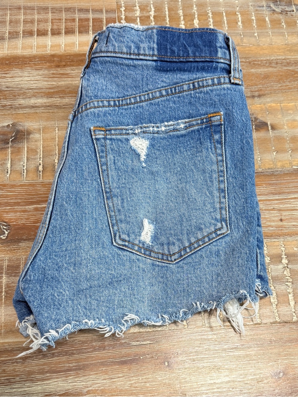 Abercrombie & Fitch The Mom High Rise Frayed Blue Jean Shorts Size 27